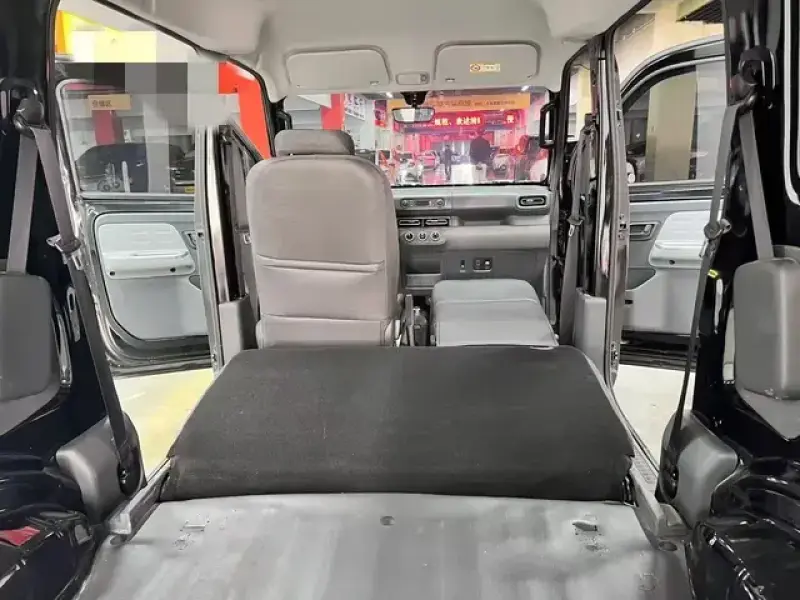 2025 Wuling Wuling Zhiguang NEV с пробегом 20 000 км