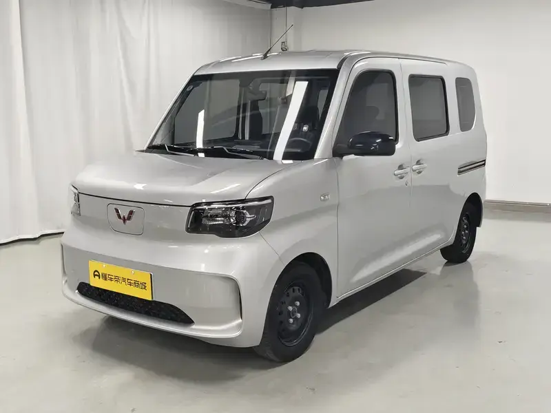 2025 Wuling Wuling Zhiguang NEV с пробегом 41 000 км