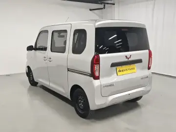 2025 Wuling Wuling Zhiguang NEV с пробегом 41 000 км