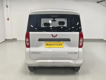 2025 Wuling Wuling Zhiguang NEV с пробегом 41 000 км