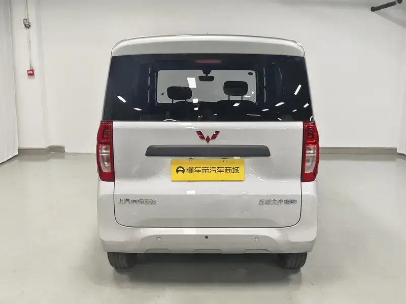 2025 Wuling Wuling Zhiguang NEV с пробегом 41 000 км