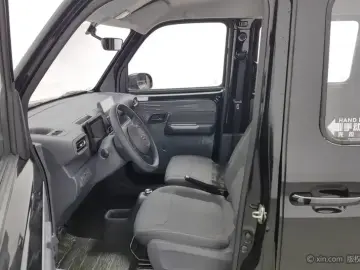 2025 Wuling Wuling Zhiguang NEV с пробегом 6 800 км