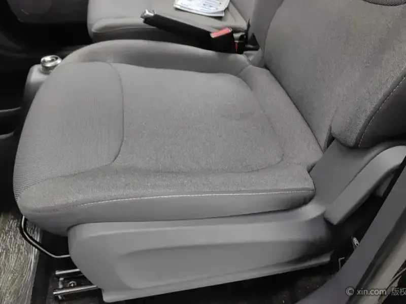 2025 Wuling Wuling Zhiguang NEV с пробегом 6 800 км