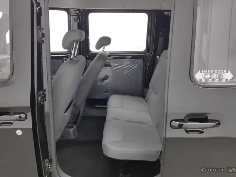 2025 Wuling Wuling Zhiguang NEV с пробегом 6 800 км