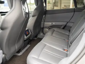 2025 Xiaomi Xiaomi SUV с пробегом 33 000 км