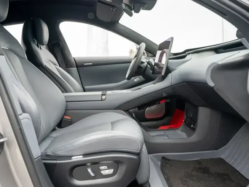 2025 Xiaomi Xiaomi SUV с пробегом 33 000 км