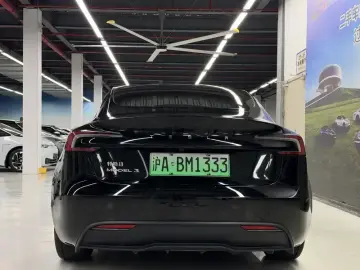 2023 Tesla Model 3 с пробегом 41 000 км