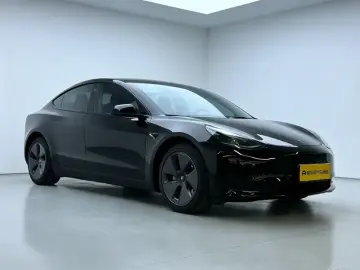 2021 Tesla Model 3 с пробегом 69 200 км