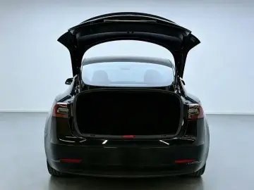 2021 Tesla Model 3 с пробегом 69 200 км