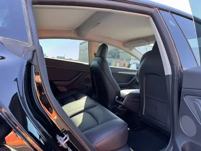 2022 Tesla Model 3 с пробегом 59 000 км