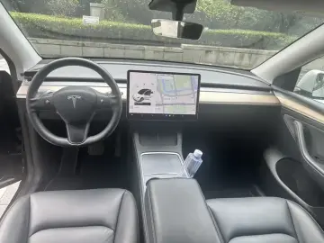2021 Tesla Model Y с пробегом 62 000 км