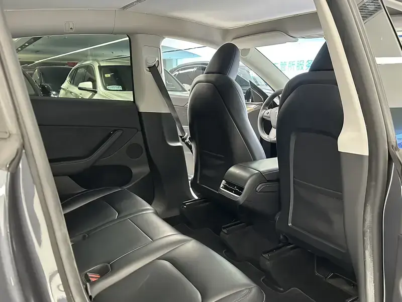 2022 Tesla Model Y с пробегом 78 000 км