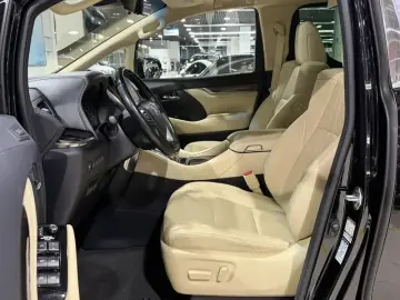 2021 Toyota Alphard с пробегом 261 000 км