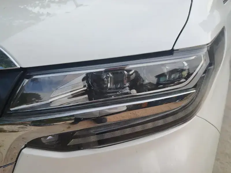 2020 Toyota Alphard с пробегом 116 000 км