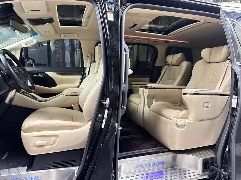 2021 Toyota Alphard с пробегом 169 000 км