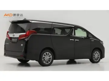 2020 Toyota Alphard с пробегом 57 900 км