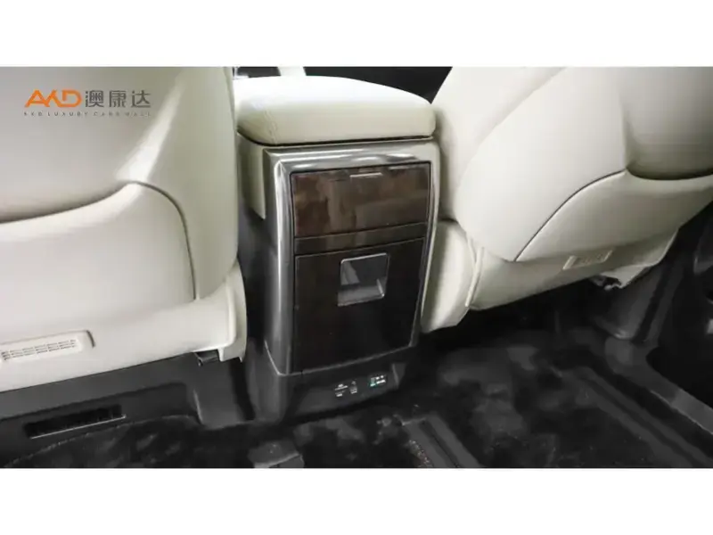 2020 Toyota Alphard с пробегом 57 900 км