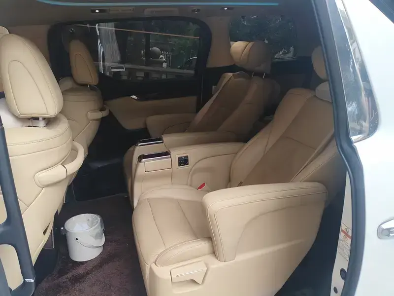 2020 Toyota Alphard с пробегом 105 100 км