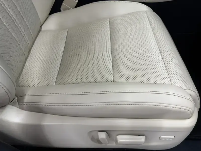 2021 Toyota Alphard с пробегом 77 000 км