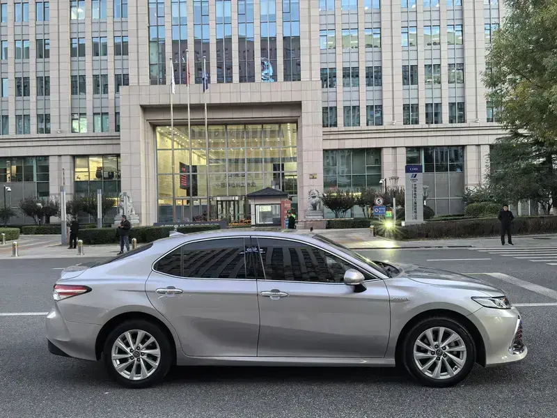 2021 Toyota Camry с пробегом 111 000 км