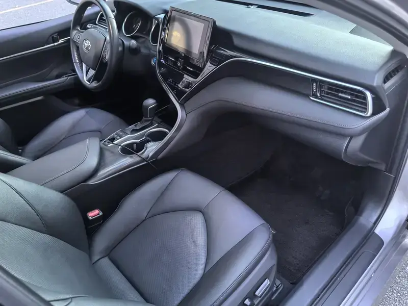 2021 Toyota Camry с пробегом 111 000 км