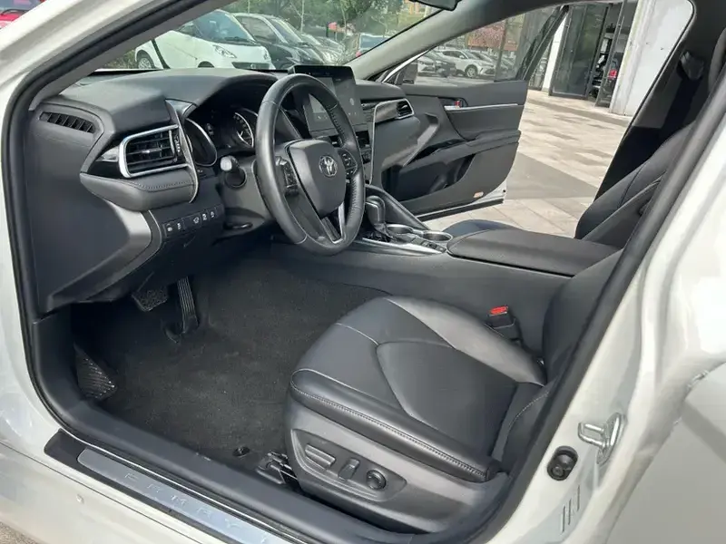 2021 Toyota Camry с пробегом 29 000 км