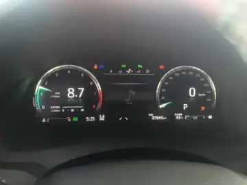 2021 Toyota Camry с пробегом 31 000 км