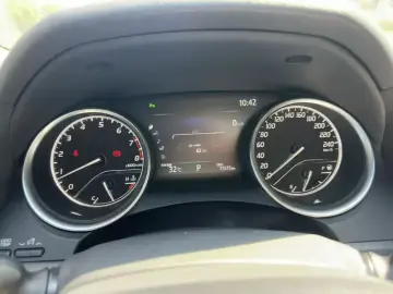 2019 Toyota Camry с пробегом 73 000 км