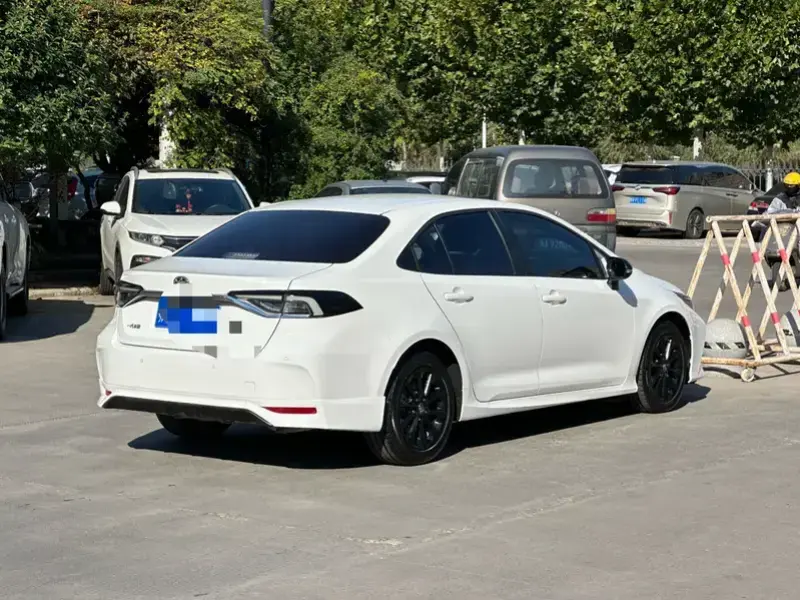 2021 Toyota Corolla с пробегом 33 000 км