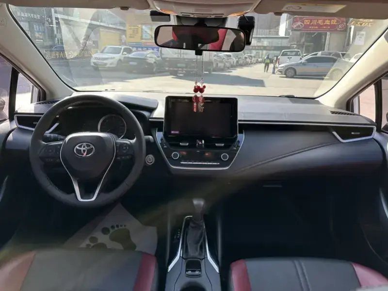 2021 Toyota Corolla с пробегом 33 000 км