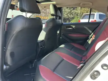 2021 Toyota Corolla с пробегом 33 000 км