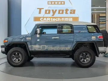 2019 Toyota FJ Cruiser с пробегом 144 800 км