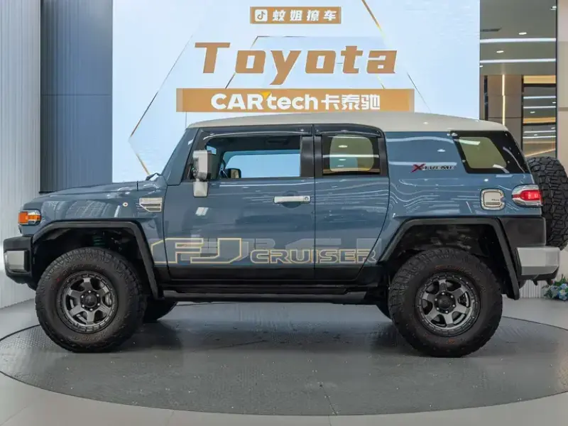 2019 Toyota FJ Cruiser с пробегом 144 800 км