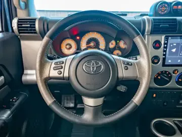 2019 Toyota FJ Cruiser с пробегом 144 800 км