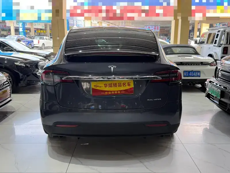2019 Tesla Model X с пробегом 74 000 км