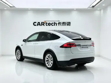 2019 Tesla Model X с пробегом 110 000 км