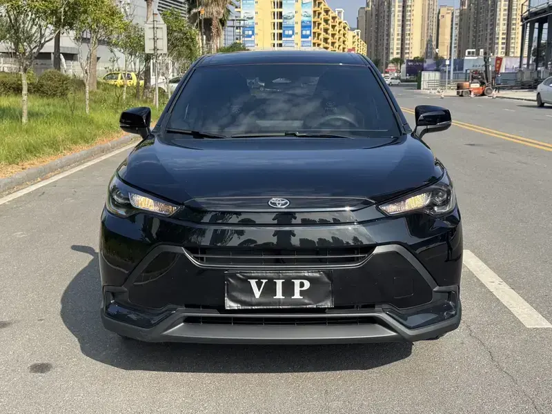 2026 Toyota Frontlander с пробегом 2 000 км