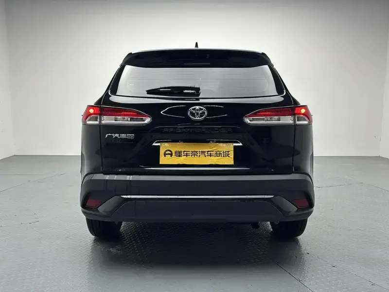 2024 Toyota Frontlander с пробегом 1 800 км