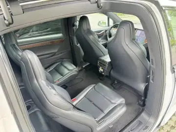 2019 Tesla Model X с пробегом 220 000 км