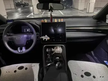 2026 Toyota Avalon с пробегом 5 600 км