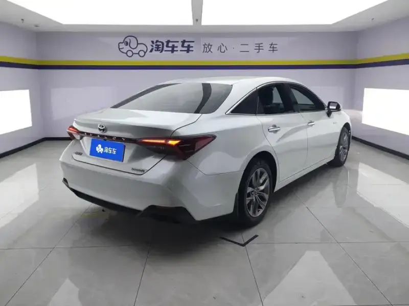 2019 Toyota Avalon с пробегом 88 000 км