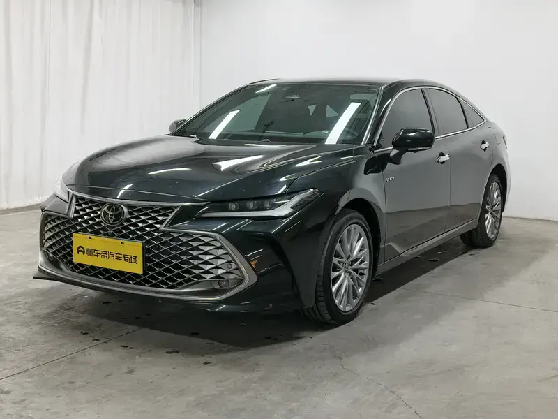 2024 Toyota Avalon с пробегом 45 000 км