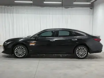 2024 Toyota Avalon с пробегом 45 000 км