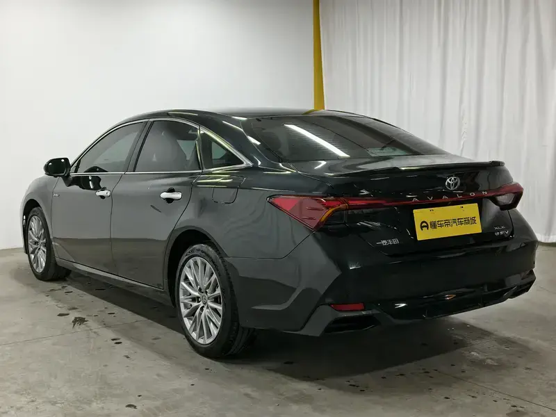 2024 Toyota Avalon с пробегом 45 000 км