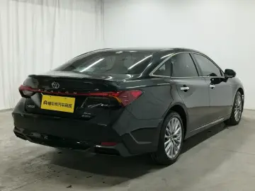 2024 Toyota Avalon с пробегом 45 000 км