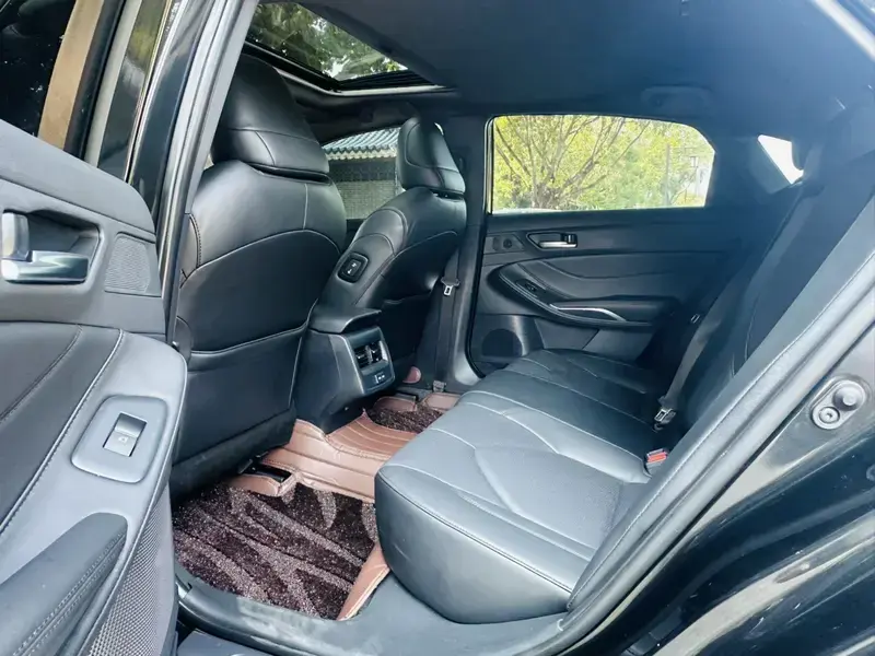 2023 Toyota Avalon с пробегом 89 000 км