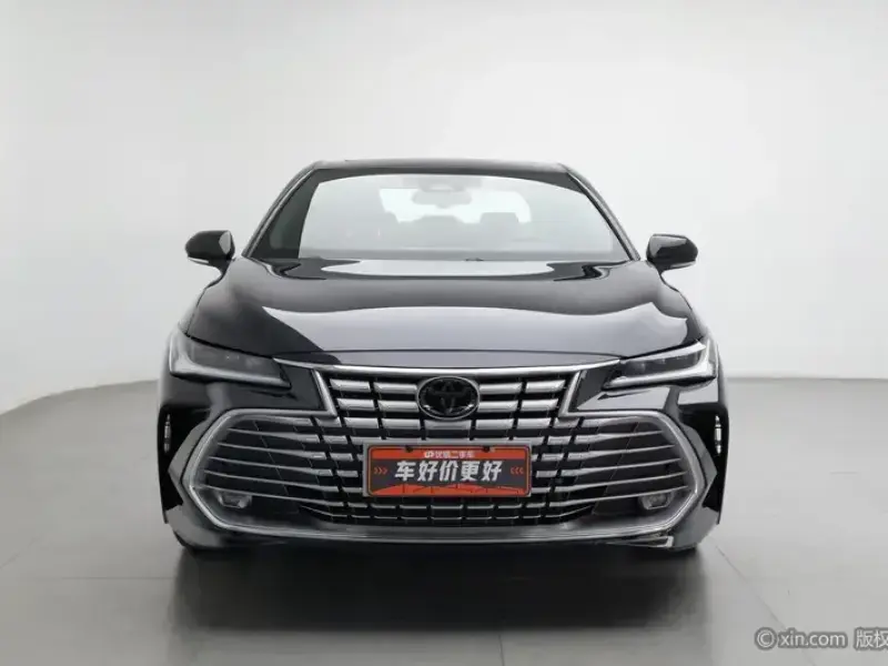 2024 Toyota Avalon с пробегом 12 700 км