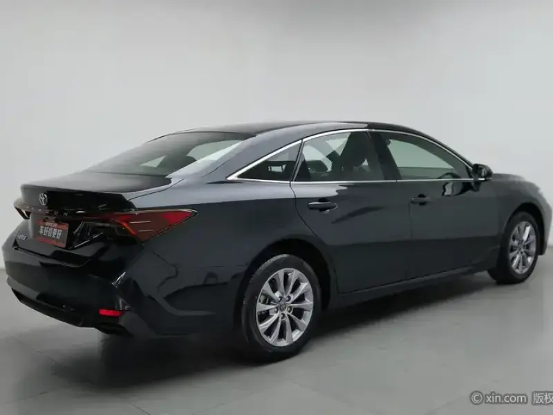2024 Toyota Avalon с пробегом 12 700 км