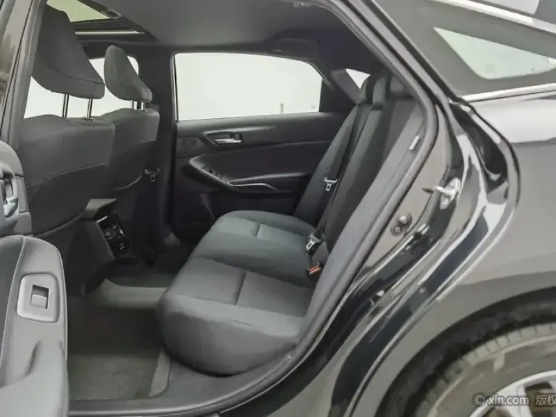 2024 Toyota Avalon с пробегом 12 700 км