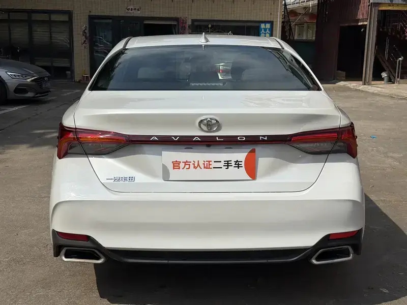 2023 Toyota Avalon с пробегом 118 000 км